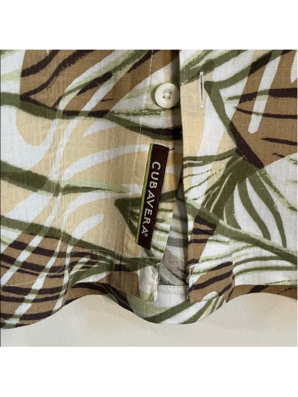 Cubavera Men's Brown and Cream Casual Shirt - Picture 2 of 5